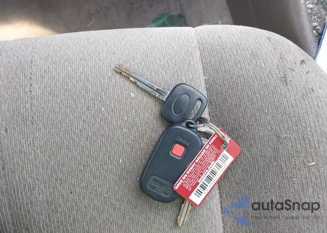 2000 Toyota Camry Le из США, поврежденный, VIN 4T1BG22K9YU973554